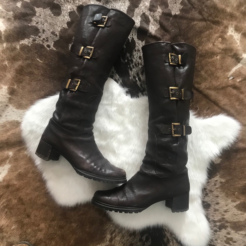 Stuart Weitzman Ludlow knee high leather boots 9